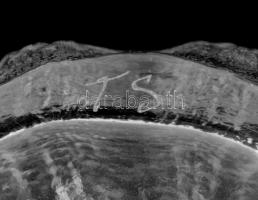 "Minora" váza. Finnország, Iittala gyár, Timo Sarpaneva (1926-2006) terve. Jegecüveg, jelz...