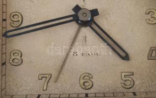 Angelus 8 napos járatú mechanikus utazóóra. Frissen szervizelt, bőr tokkal. 7x10 cm