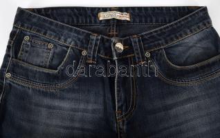 Emporio Armani férfi farmernadrág, 33-as méret, jó állapotban