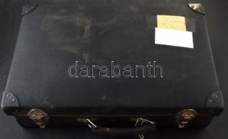 Aktatáska képeslap kereskedőknek / Suitcase for postcard dealers, made in the United Kingdom