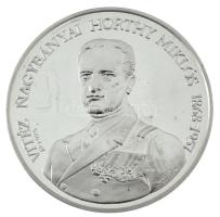 Bognár György (1944-) 1993. "Vitéz Nagybányai Horthy Miklós / Itthon hazai földben" jelzett Ag emlékérem kapszulában, dísztokban (31,27g/0.925/42,5mm) T: PP