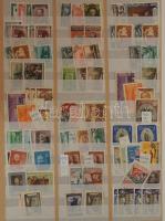 Nagy terjedelmű és tartalmas orosz - szovjet gyűjtemény és készlet sok jó kiadással, értékkel 15 db ...