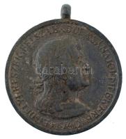 1940. "Erdélyi részek felszabadulásának emlékére" Zn emlékérem mellszalag és függesztőkarika nélkül. Szign.: Berán Lajos (36mm) T:VF oxidáció Hungary 1940. "Commemorative Medal for the Liberation of Transylvania" Zn medal without ribbon and suspension ring. (36mm) C:VF oxygenation NMK 428.