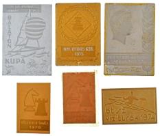 1970-1976. Vegyes, 6db-os Al sportplakett tétel, közte 1971. "Balaton Kupa MTS. Somogy - Kerékpár junior" egyoldalas Al emlékplakett + 1974. "Megyei Ifjúsági Egyéni Sakkbajnokság Nógrád - I." egyoldalas Al emlékplakett T:AU-VF, egyiknek nagy ragasztónyom a hátoldalán