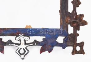 Faragott fa keret levél mintákkal. Sérülésekkel Belső méret. 23x27 cm