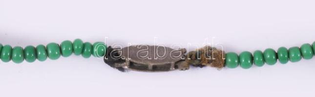 Malachit nyaklánc és kakrkötő