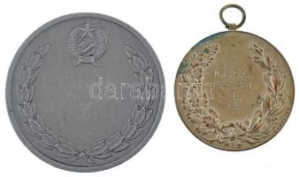 1933. "K. P. L. E. 1933. X 1. I. CS. / Ezzel" kétoldalas, ezüstözött bronz sportlövész díj...