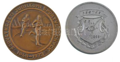 1965. "Postás Sport Egyesület - N. I. O. 1965. FM. KORLÁT III. / POSTÁS SE 1899" kétoldalas fehérfém díjérem (40mm) + 1973. "Szövetkezeti Jubileumi Sportversenyek 1948-1973" egyoldalas bronz emlékérem (45mm) T:XF,VF, patina
