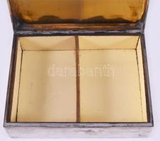 Ezüst (Ag) cigarettás doboz, pótolt belső résszel, jelzett, 11x15 cm, bruttó 425g