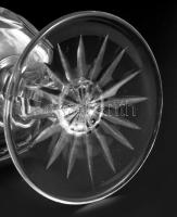 10 darabos ólomkristály talpas italos készlet, köszörült mintával, hibátlan, m: 11,5 cm