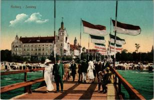 Kolobrzeg, Ostseebad Kolberg; Seesteg. Stengel &amp; Co. / beach, pier (EK)