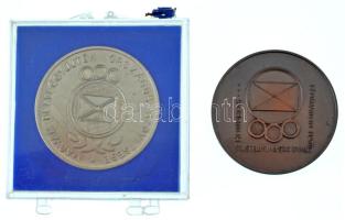 1985. "Magyar Bélyeggyűjtők Országos Szövetsége / Felszabadulási Jubileumi Bélyegkiállítás - Kecskemét 1945-1985" kétoldalas, ezüstözött fém emlékérem eredeti, plombált "ÁPV" műanyag tokban (42,5mm) + 1985. "Eurofilex Nemzetközi Tematikus Bélyeg Kiállítás / Fédération Nationale des Philatélistes Hongrois" kétoldalas bronz emlékérem (42,5mm) T:AU,XF