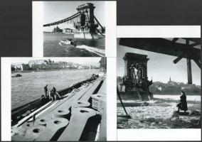 1945 Budapest, a Lánchíd az ostrom után és az újjáépítés kezdete, a legyártott hídelemekkel, 3 db modern nagyítás, jelzés nélkül, 21x15 cm, 15x10 cm és 10x15 cm