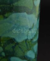 Üveg váza. XIX. sz. Anyagában színezett hutaüveg 20 cm /// Glass vase. 19th century, colored art gla...