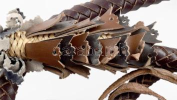 Karikás ostor. Bőr, fa. 37 cm