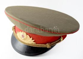 Szovjet, orosz katonai egyenruha garnitúra: nadrág, zubbony, gyakorló és díszelgő sapka