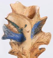 Tóvölgyi Katalin (1948-) Váza. ölelkező alakokkal. Kézzel festett kerámia, jelzett, hibátlan 36 cm /...