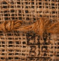 Jelzett iparművész fali kép. Kender, gyapjú, fa. 95x67 cm