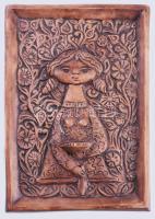 Kőfalvi Gyula: Lány tállal fali plakett. Jelzés nélkül, engóbozott kerámia, kis kopással, 24x16 cm