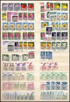 NSZK forgalmi összeállítás jó értékekkel, közel 600 db bélyeg 3 berakólapon