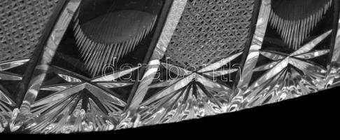 Ólomkristály csepp alakú kínáló. Gazdagon díszített, minimális kopással, 31x29 cm