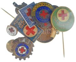 Vegyes, 10xklf külföldi "Vöröskereszt" tematikájú jelvény / kitűző tétel, közte szovjet, csehszlovák, török, stb. jelvények. Mind különböző! T:XF,VF Mixed lot of 10xdiff foreign "Red Cross" themed badges / pins, including Soviet, Czechslovakian, Turkish, etc. badges. All different! C:XF,VF