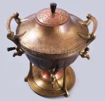 Négycsapos szamovár, pótolt fedővel, kétrészes, m: 30 cm