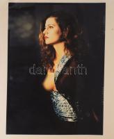 Tóth György (1950): Reneszánsz a XX. század végén IV. Zselatinos ezüst nagyítás, papír, 41 x 55 cm. Jelezve hátoldalán Tóth György Reneszánsz a XX. sz végén Sarkán kis gyűrődéssel.