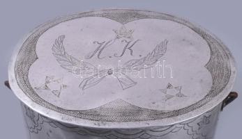 1946/1947 Málenkij robot fogolymunka. Kijev környéke, 1946-1947, megmunkált alumínium csajka és ciga...