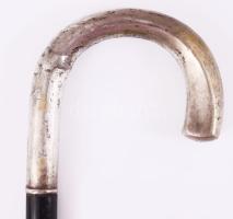 Régi sétabot, ezüst (Ag) markolattal, javított, jelzett, h: 85 cm