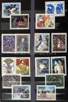 Festmény motívum gyűjtemény, 10 lapos A/4 berakóban, közte francia, bolgár, szovjet, román, lengyel, stb. bélyegek