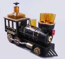 cca 1973 Mozdony alakú whiskey kínáló szett, 4 pohárral, 1970 körül, fém, műanyag, üveg, kopott, 36x25 cm