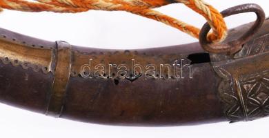 "Lehet kürtje" Szarú és réz borítással ellátott kürt. 36 cm