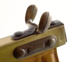 Utazótáska, stílusos régi, tiszta marhabőr, réz csatokkal, szép állapotban 40x37 cm