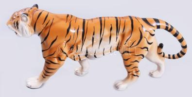 Nagy tigris figura. Jelzés nélkül, kis kopással 39 cm, m: 19 cm