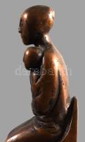 Paizs László (1935-2009): Anya gyermekével, Bronz, márvány talapzaton, jelzett. 20 cm /// László Pai...
