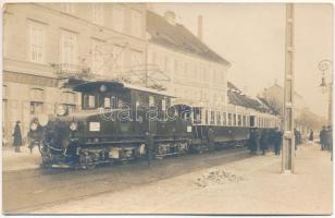 1914 Pozsony, Pressburg, Bratislava; Pozsony-Bécs villamos vasút télen, vonat, nem messze a Mária Terézia szobortól / Pressburg-Wien elektr. Bahn / Bratislava-Vienna urban railway in winter, tram, train, tramways, station. photo