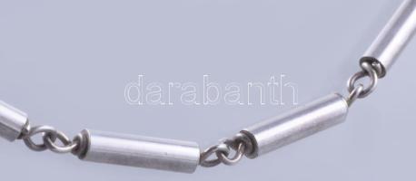 Ezüst(Ag) fantáziaszemes glídes nyaklánc, jelzett, h: 40 cm, nettó: 6,9 g