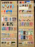 Olaszország + Vatikán összeállítás, benne 6 db blokk is, 4 berakólapon