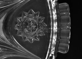 Gazdag csiszolással díszített ólomkristály tortatál, jelzés nélkül, hibátlan, d: 30 cm