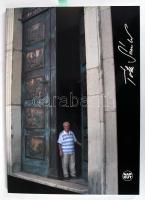 Matits Ferenc: Tóth Sándor Szobrász és éremművész. DEDIKÁLT! The medallist and sculptor Sándor Tóth. Der Medailleur und Bildhauer Sándor Tóth. [Bp.], 2005, Napkút Kiadó, 94+2 p. Tóth Sándor (1933-2019) Munkácsy Mihály-díjas szobrász és éremművész. Gazdag képanyaggal illusztrált. Kiadói papírkötés, jó állapotban.