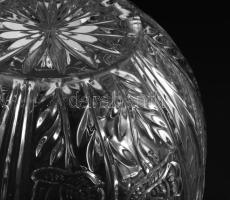 Nagyméretű ólomkristály kekszkínáló, rózsamintával, minimális pattogzással, d: 23 cm, m: 15 cm