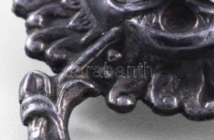 Angol ezüst (Ag) bross, jelzett, h: 32mm, nettó 2,8g