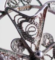 Filigrán ezüst (Ag) függő, jelzett, h: 2,5cm, nettó 2,1g