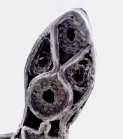 Filigrán ezüst (Ag) gekko alakú bross, jelzés nélkül, h: 5cm, nettó 3g