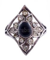 Ezüst (Ag) gyűrű, kő foglalattal, m:59, jelzett, bruttó 4,8g