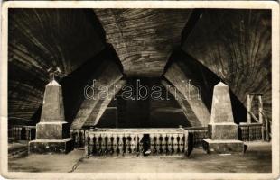 1943 Désakna, Ocna Dejului; M. kir. sóbánya, belső / salt mine, interior (gyűrődések / creases)