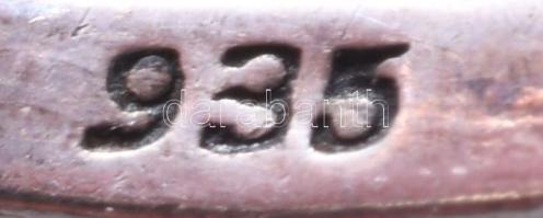 Ezüst (Ag) gyűrű, m:53, jelzett, kő berakással, bruttó 2,8g