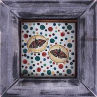 Bukrán Edit (1957-) Lepkemotívum. Kerámia kép, keretben, jelzés nélkül, 10x10 cm, 17x17 cm