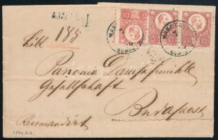 1874 3 x Réznyomat 5kr komplett ajánlott levélen Budapestre. Egy pár és egy szóló bélyeggel, utóbbi más színű és más lemezről származik! / 3 x Mi 10 on complete registered cover, with a pair and a solo stamp, the solo is in different color and comes from a different plate! "MARCZALI / SOMOGY M." - Budapest